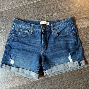 Gap jean short